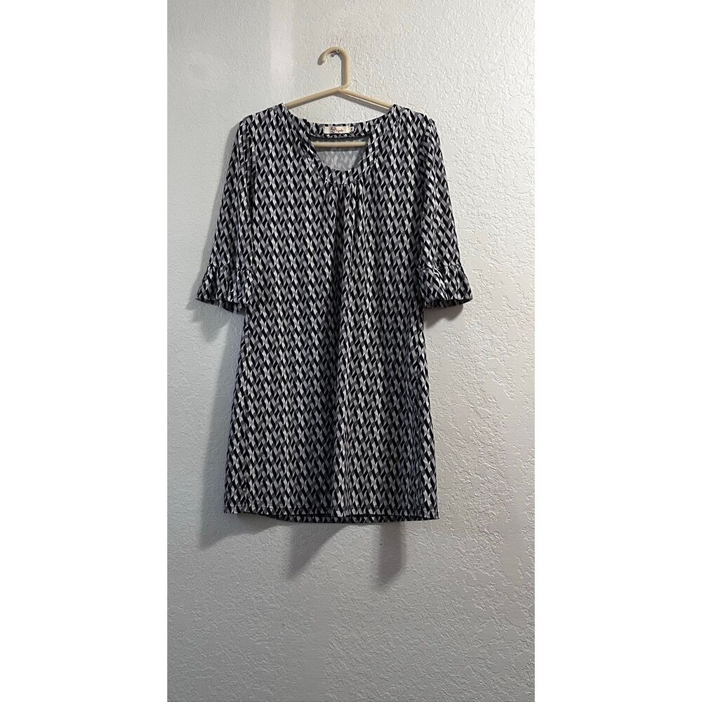 Aryeh Geometric mini length shift‎ dress black white art to wear M